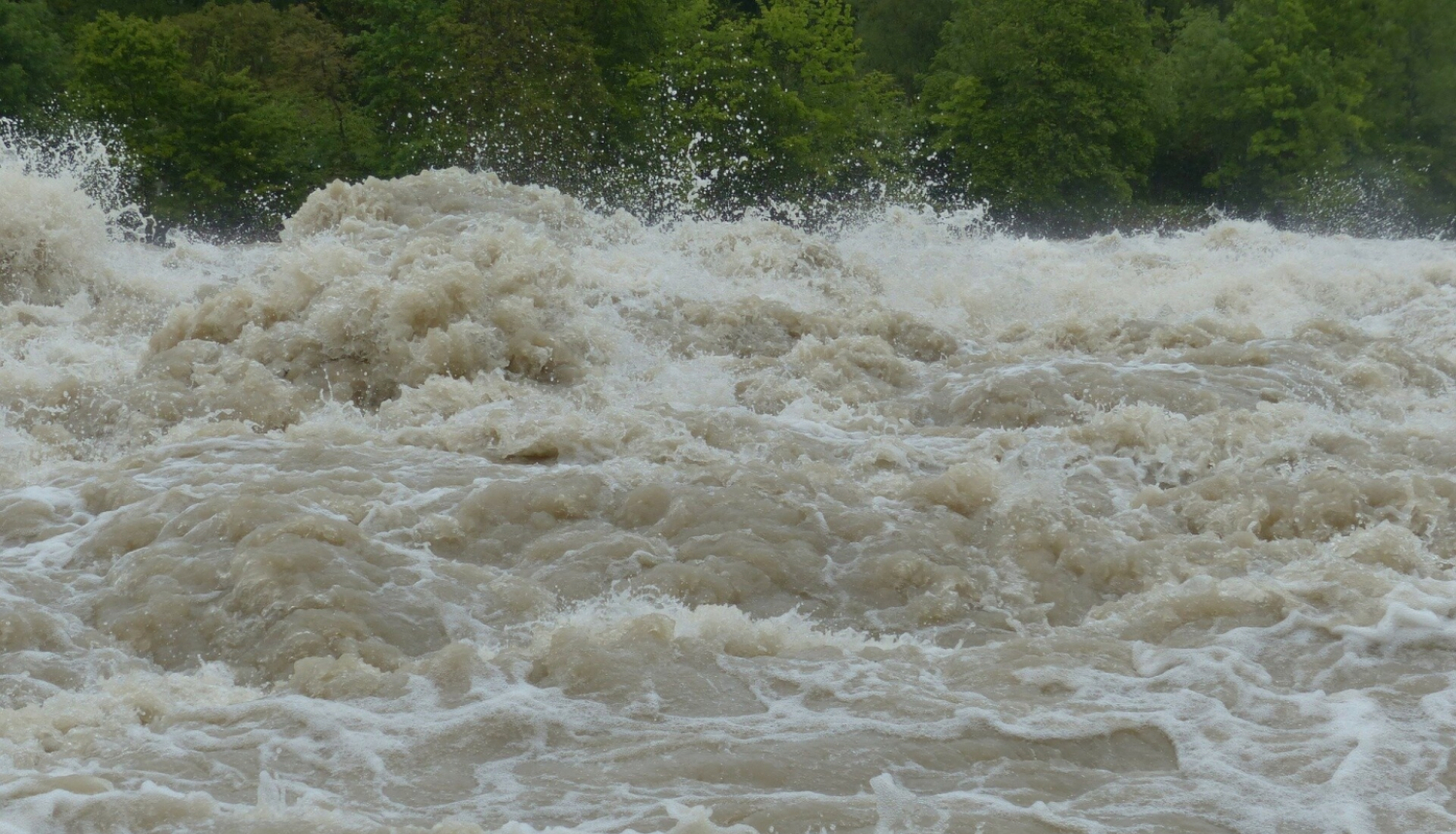 Mutuļojoša ūdens tilpne