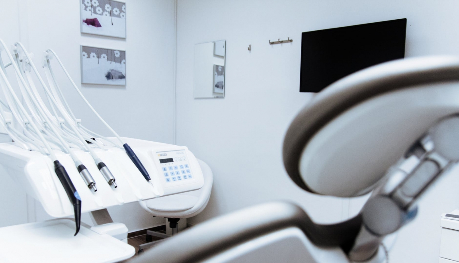 Bilde ar zobārsta kabinetu