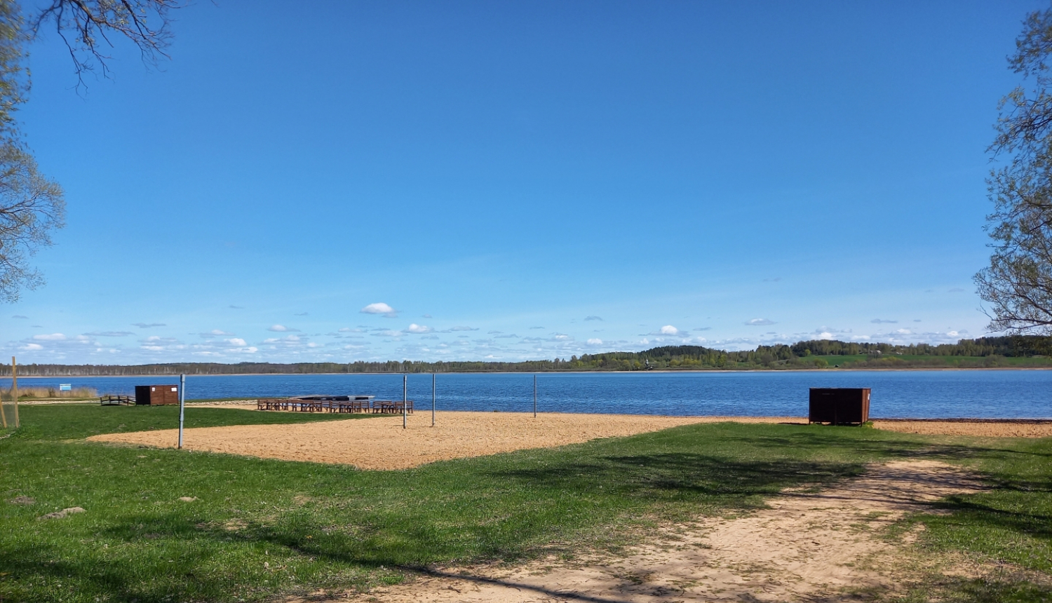 Attēls no Luknas ezera peldvietas